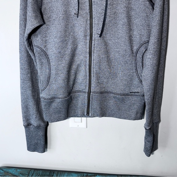 Patagonia Cloud Stack Grey Full Zip Hoodie Thumbholes Size Medium - Picture 4 of 12